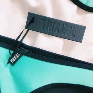 ⭐️BNWT Triangl Bikini Set⭐️